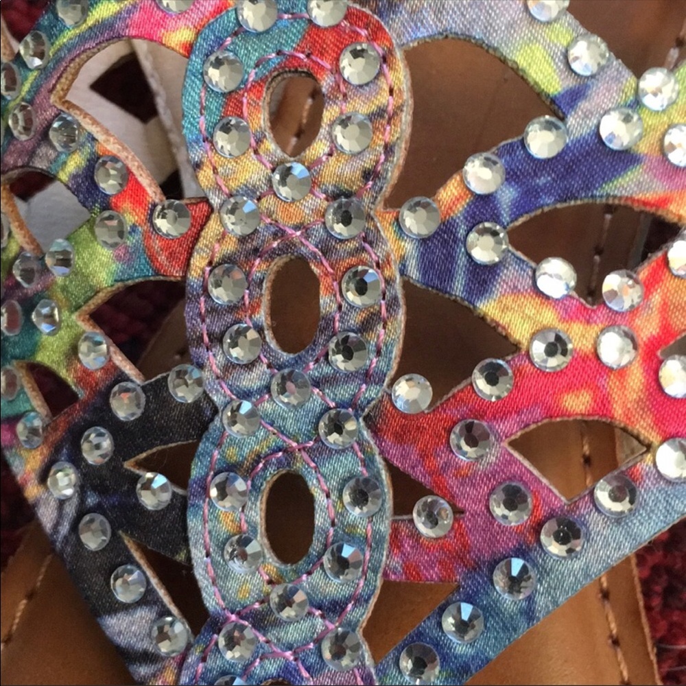 Sandals - Picture 2 of 4